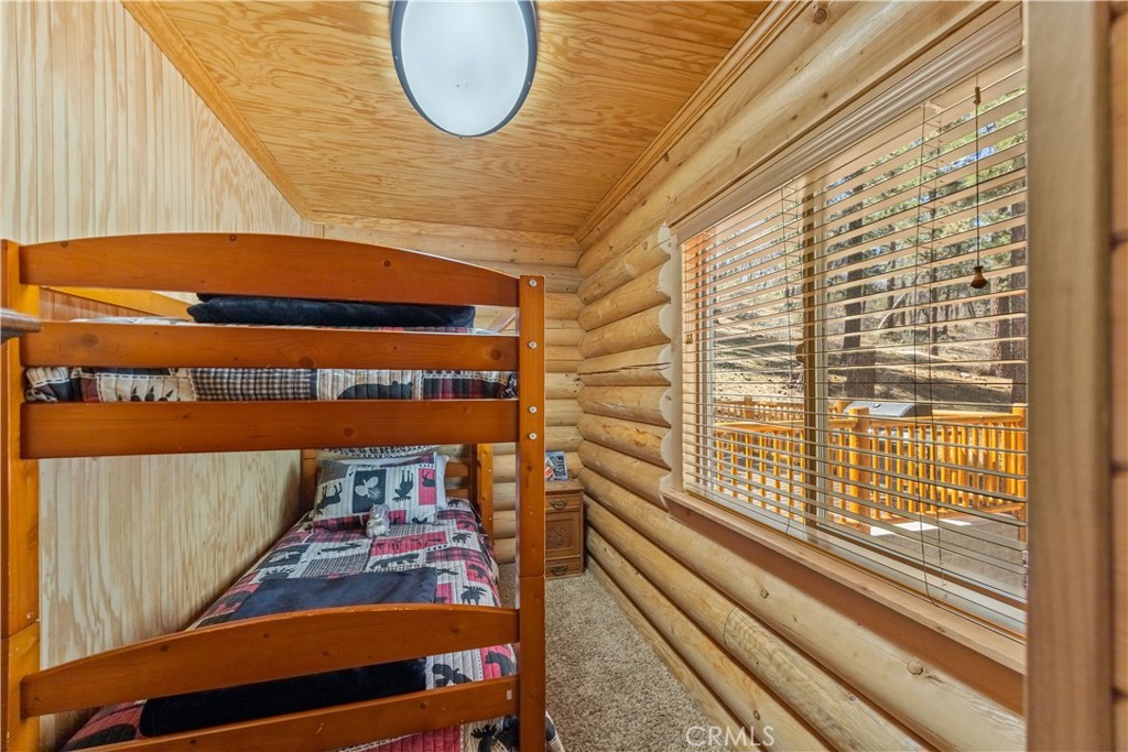 384 Saw Mill Canyon