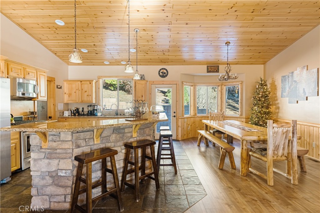 43628 Yosemite Drive