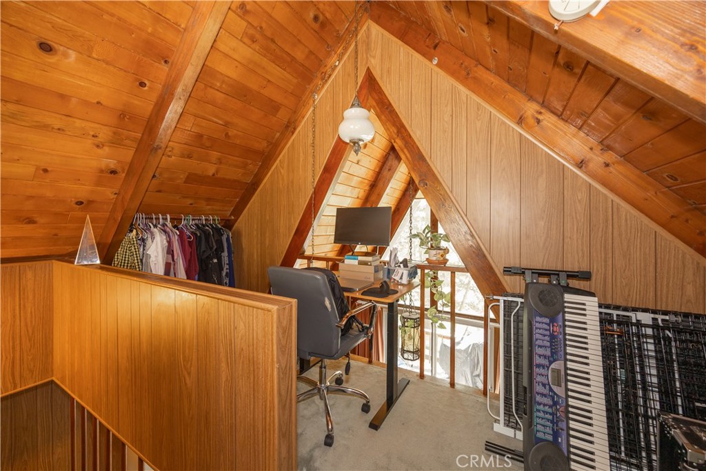 33075 Blue Bird Lane