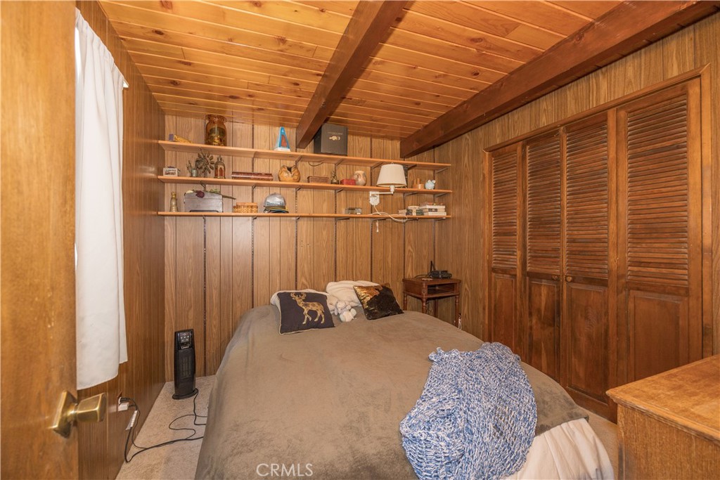 33075 Blue Bird Lane