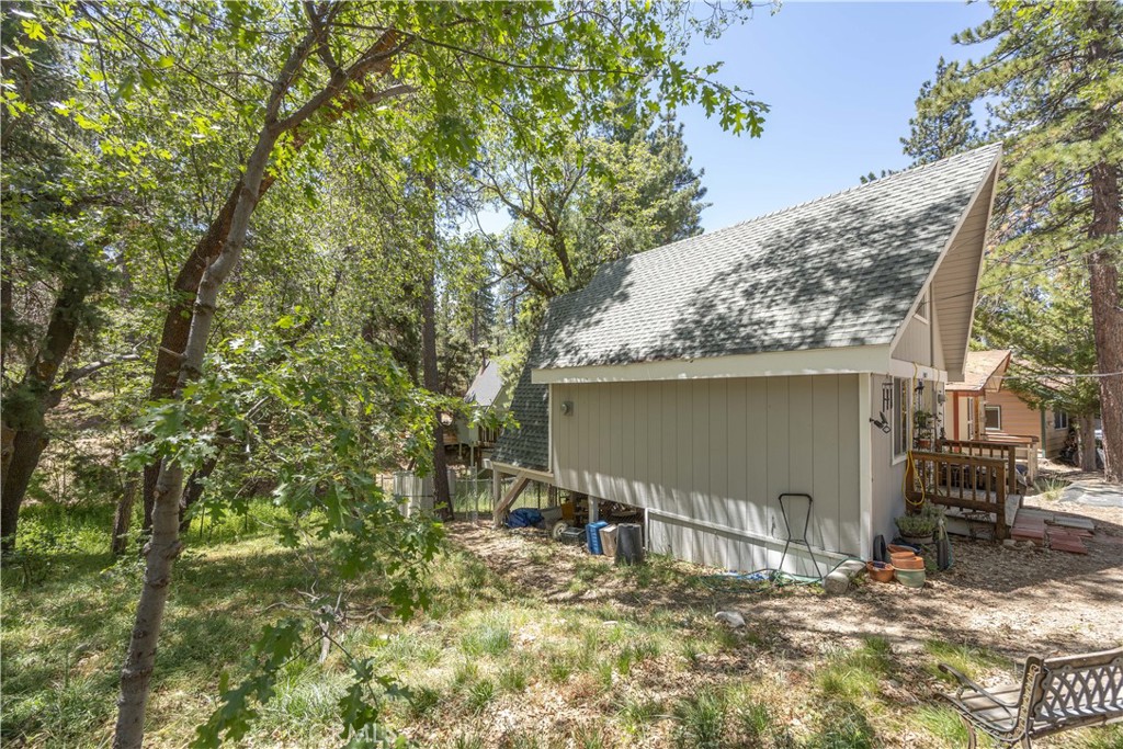33075 Blue Bird Lane