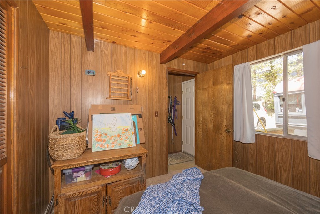 33075 Blue Bird Lane