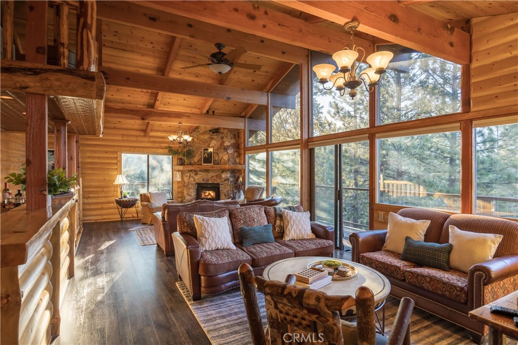 752 Cove Drive