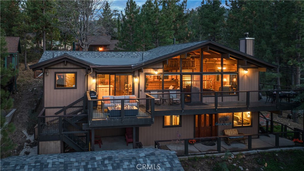 752 Cove Drive