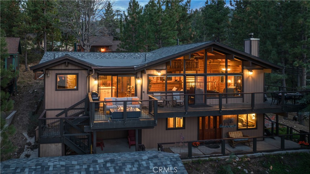 752 Cove Drive