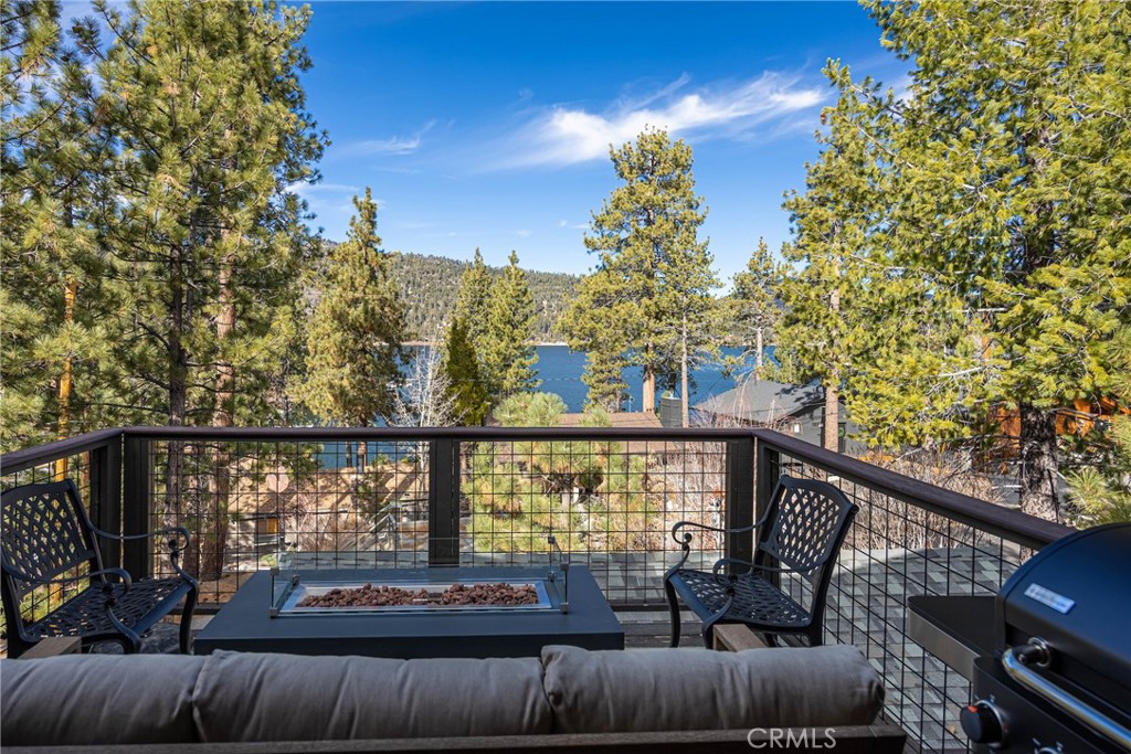 752 Cove Drive