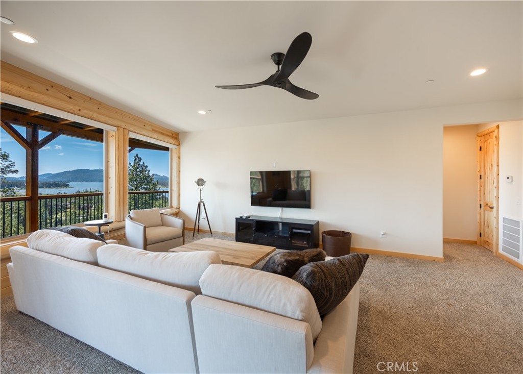 42344 Golden Oak