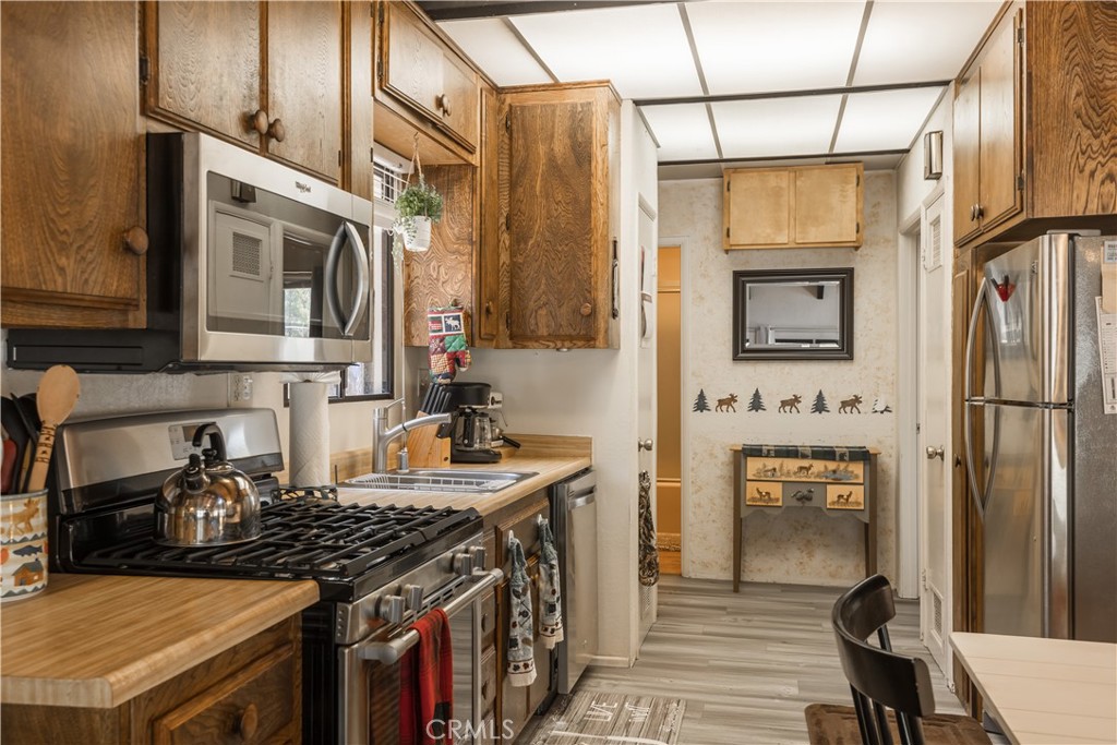 39945 Trail Of The Whispering Pines