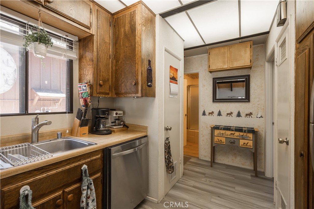 39945 Trail Of The Whispering Pines