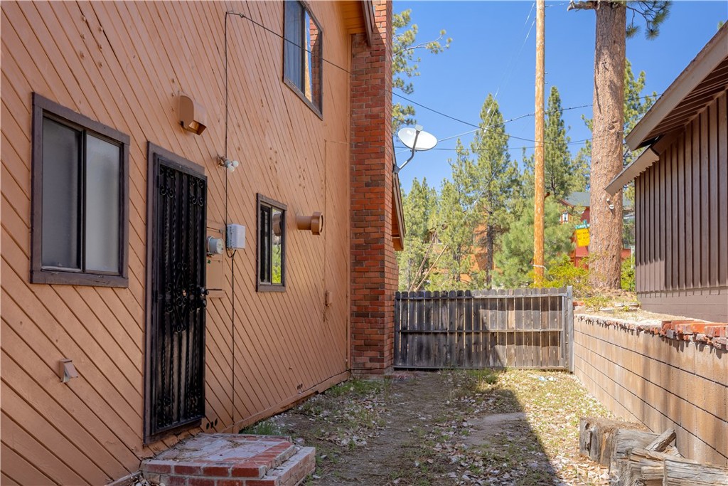 39945 Trail Of The Whispering Pines