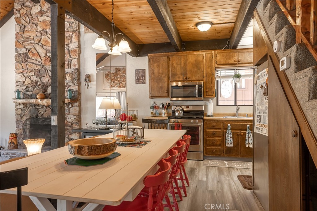 39945 Trail Of The Whispering Pines