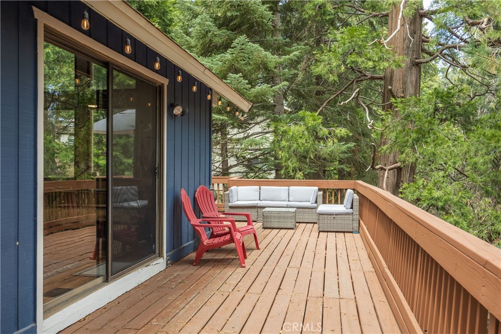 26645 Lake Forest