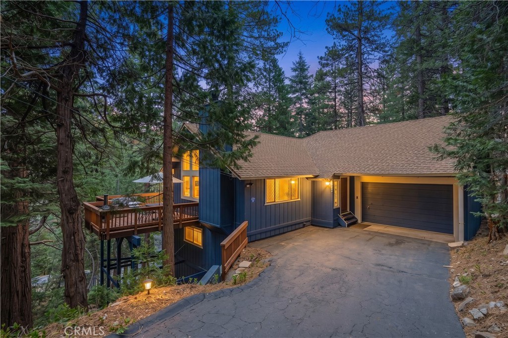 26645 Lake Forest