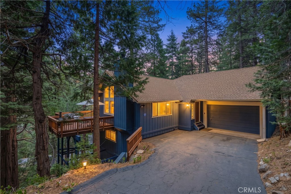 26645 Lake Forest