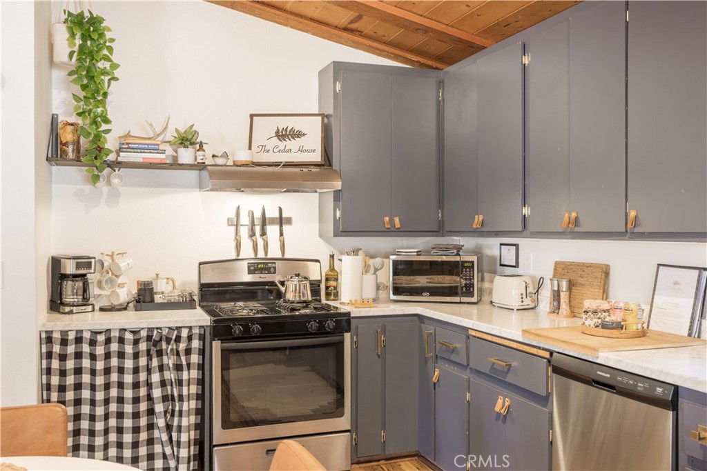 451 Cedar Lane