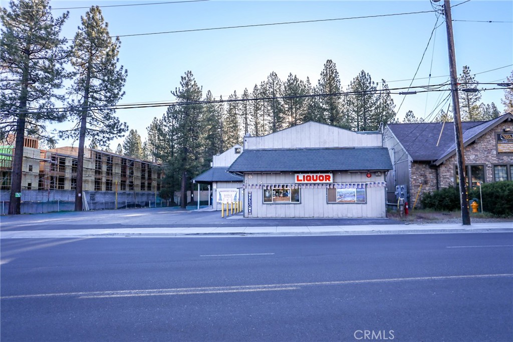 42180 Moonridge Road