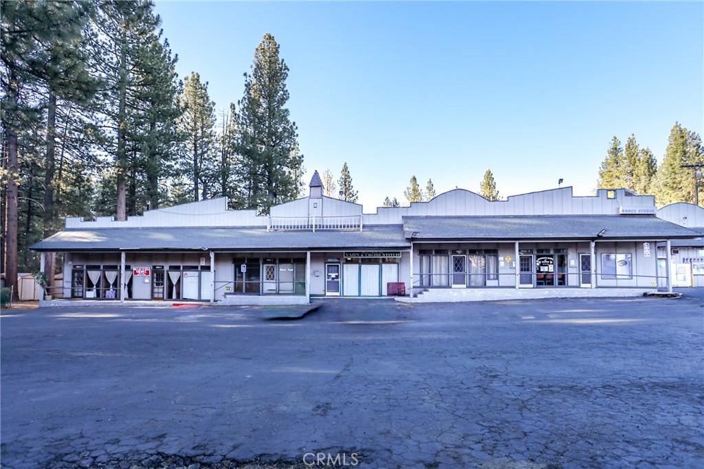 42180 Moonridge Road