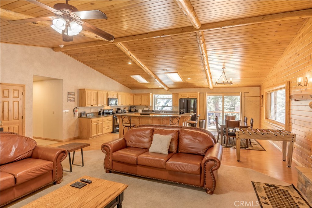 166 N Teakwood Drive
