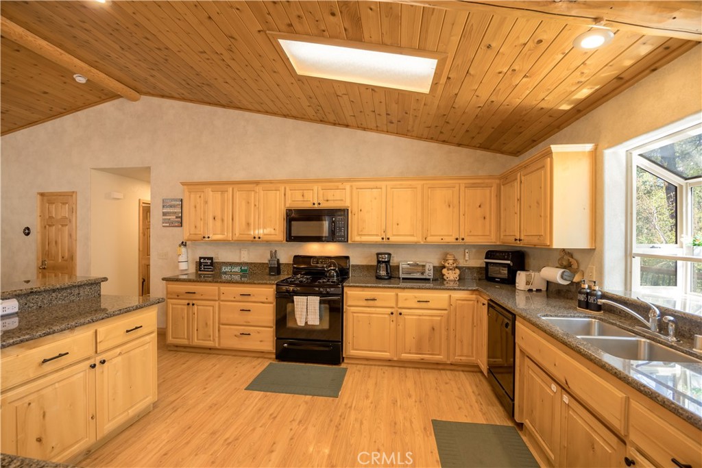 166 N Teakwood Drive