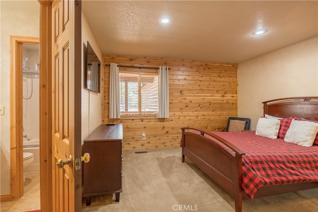 166 N Teakwood Drive