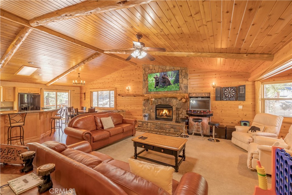 166 N Teakwood Drive