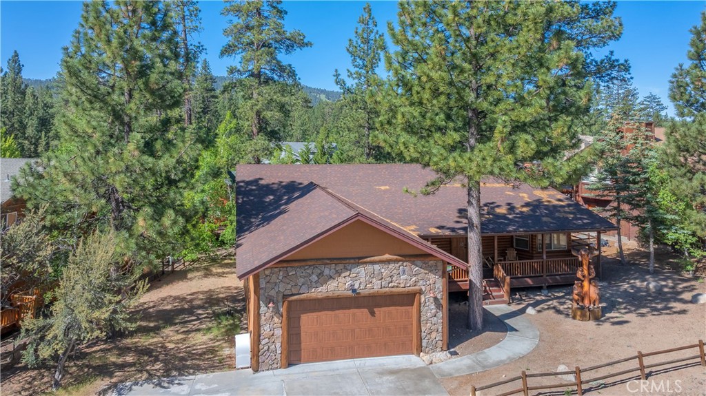 166 N Teakwood Drive