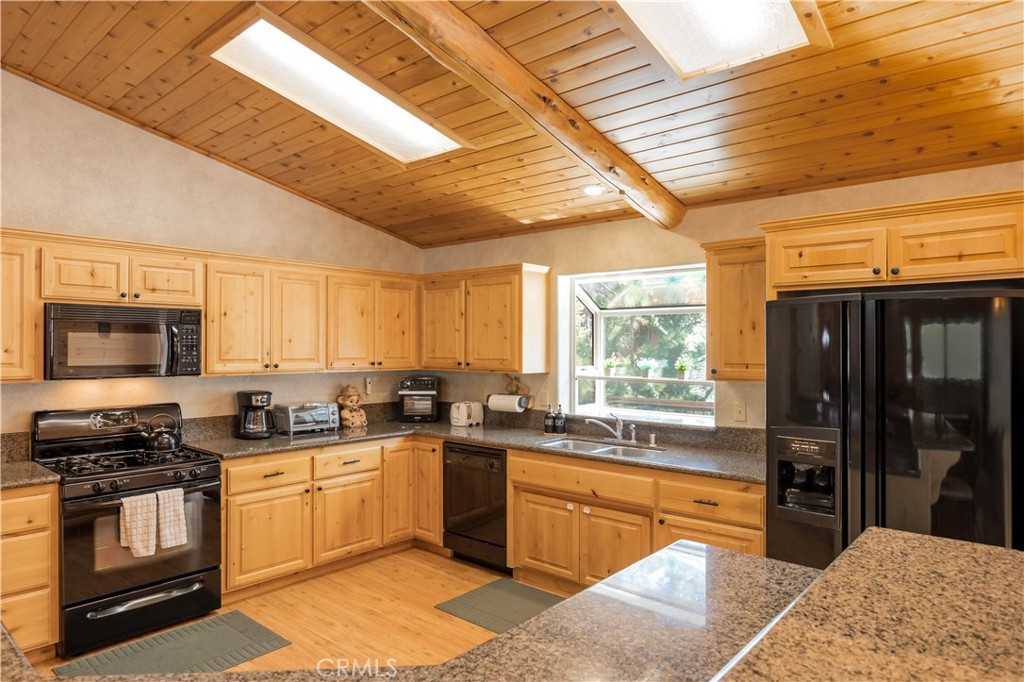 166 N Teakwood Drive