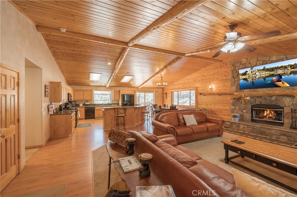 166 N Teakwood Drive