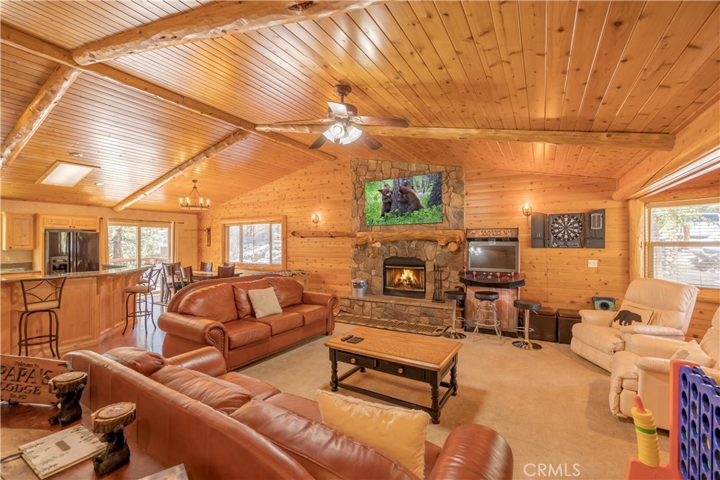 166 N Teakwood Drive