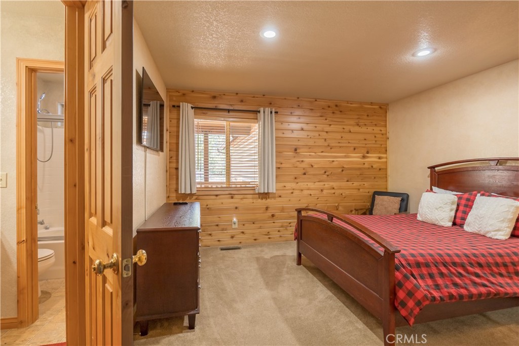 166 N Teakwood Drive