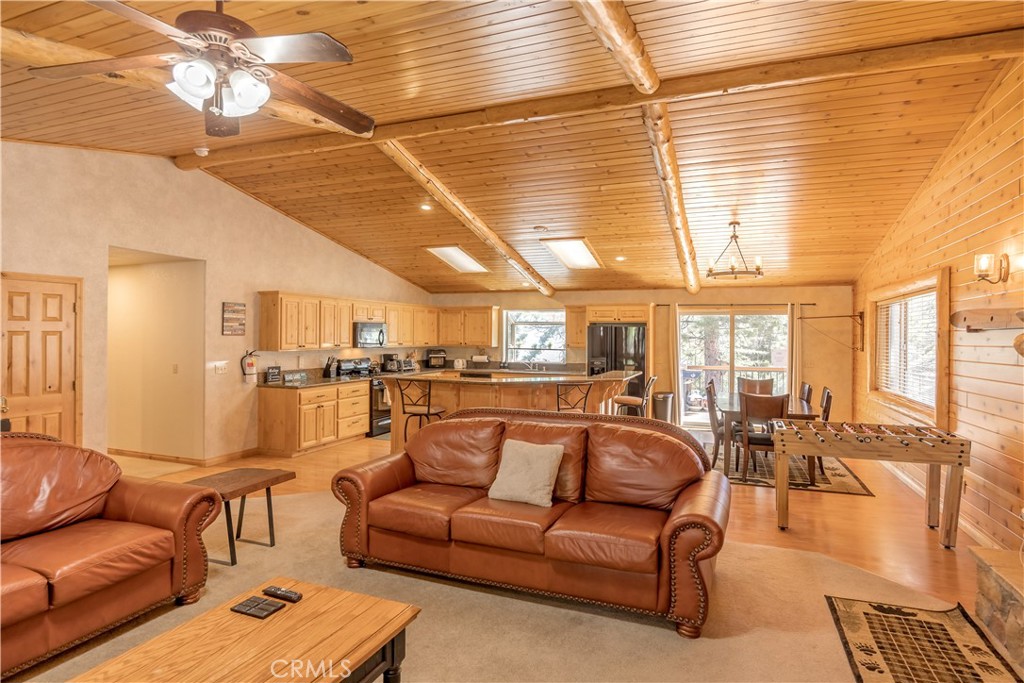 166 N Teakwood Drive