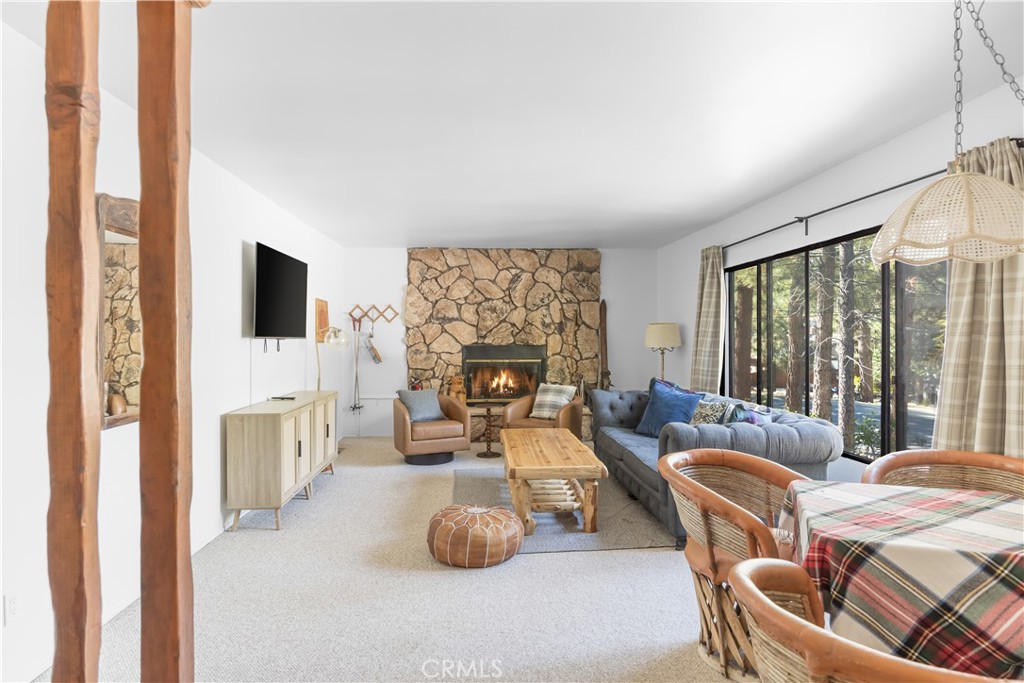 170 N Eureka Drive
