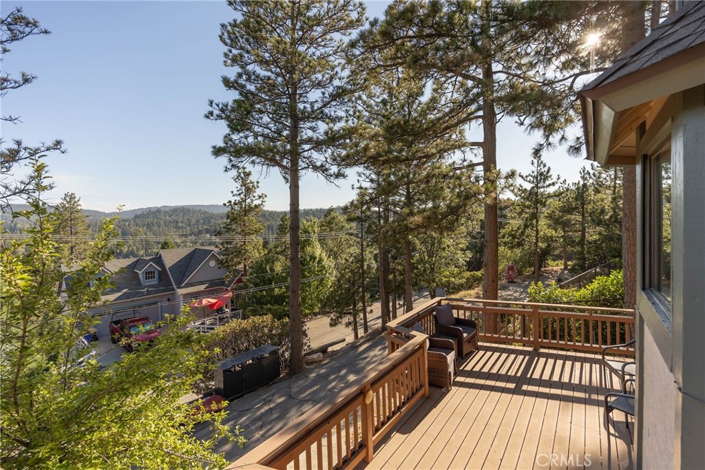 27808 Alpen Drive