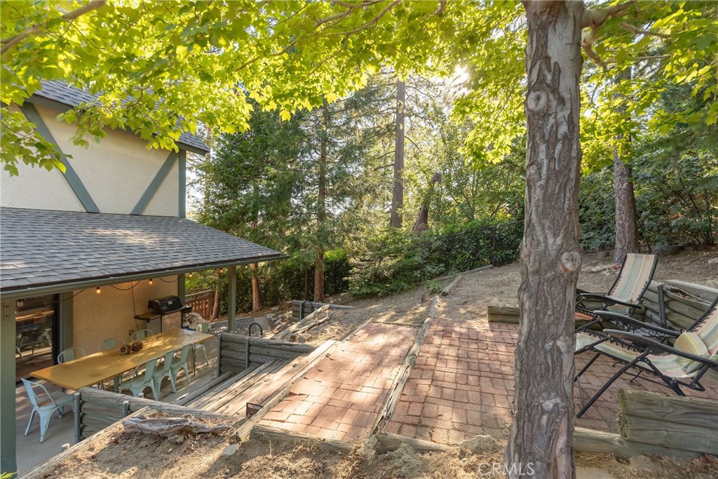 27808 Alpen Drive