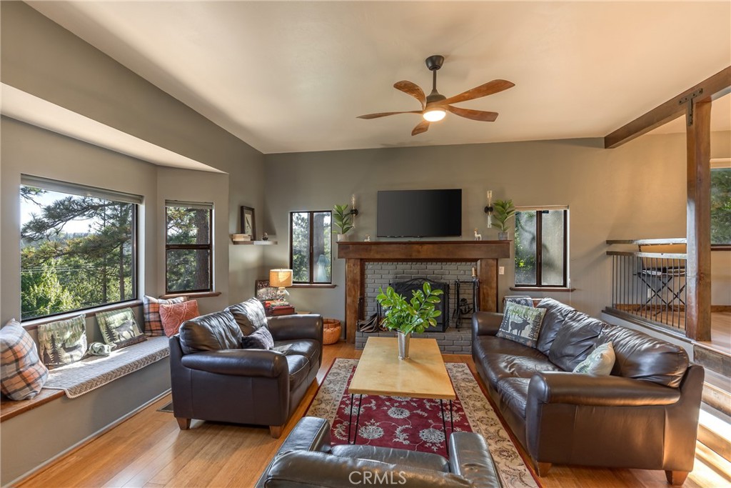 27808 Alpen Drive
