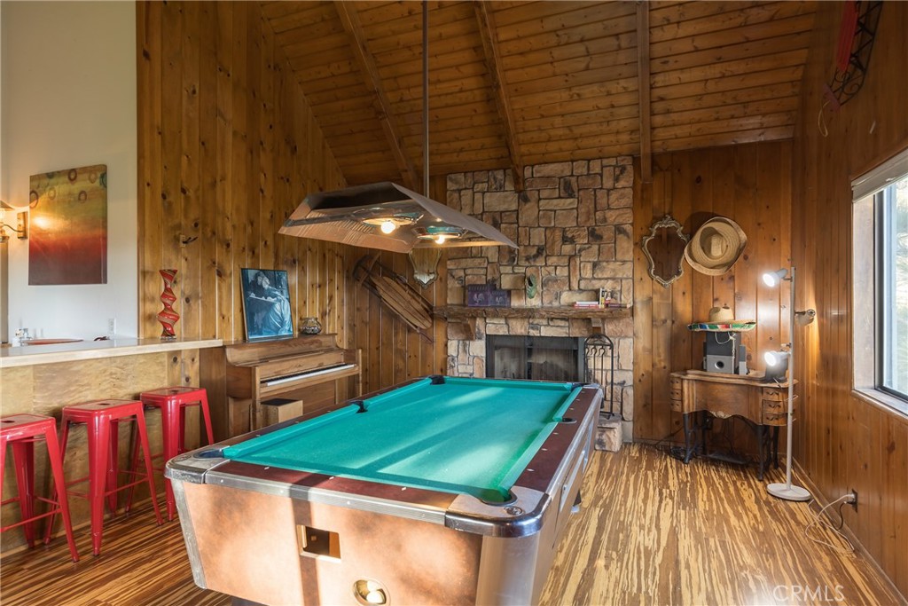 27808 Alpen Drive