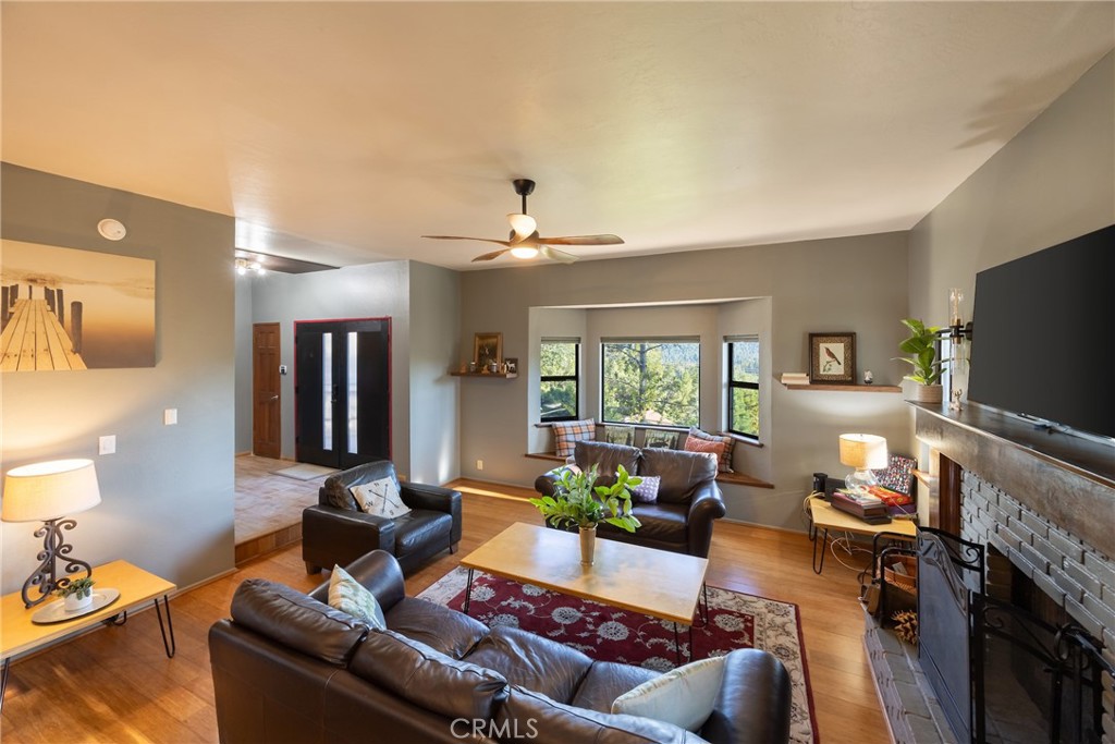 27808 Alpen Drive