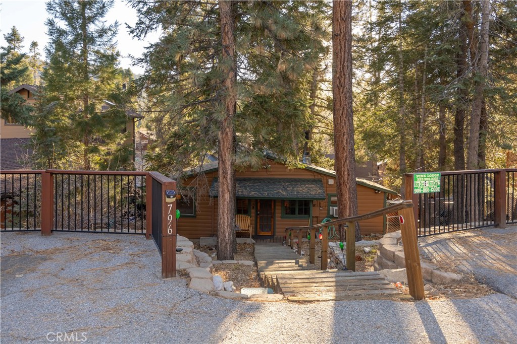 796 Silver Tip Drive