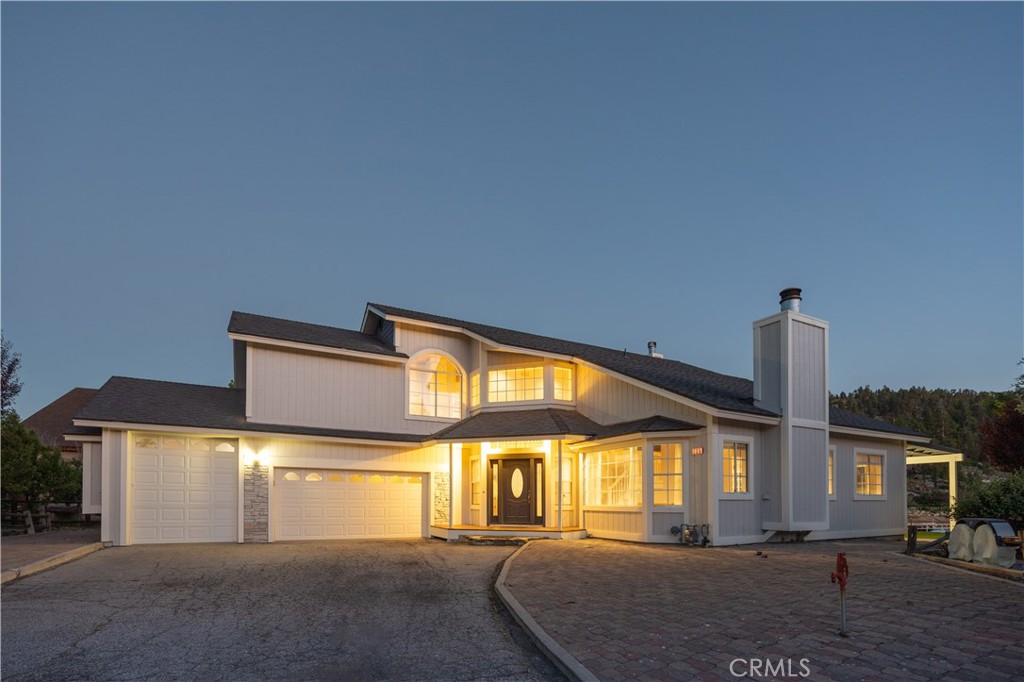735 Tayles Point Road