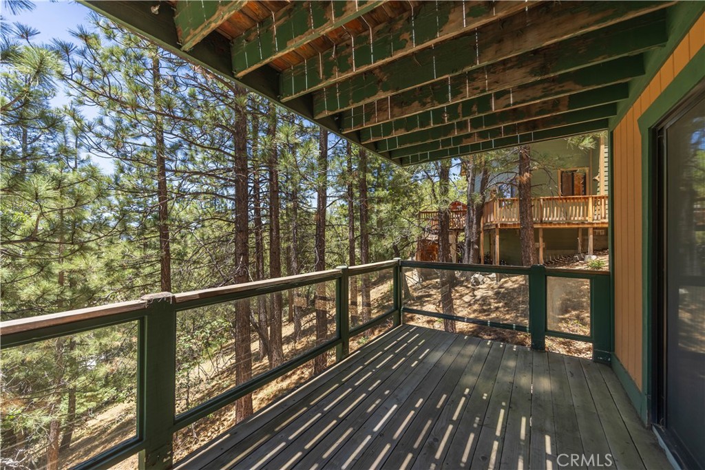 696 Menlo Drive