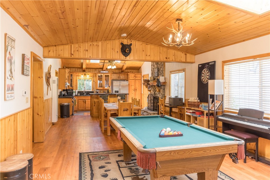 40356 Cliff Lane
