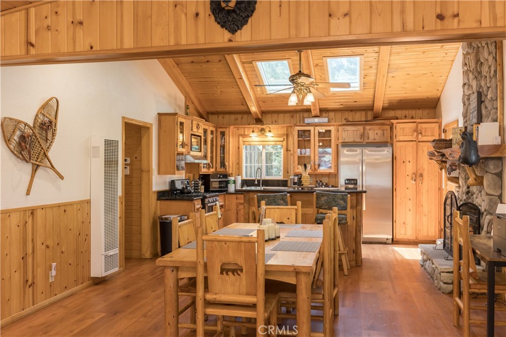 40356 Cliff Lane
