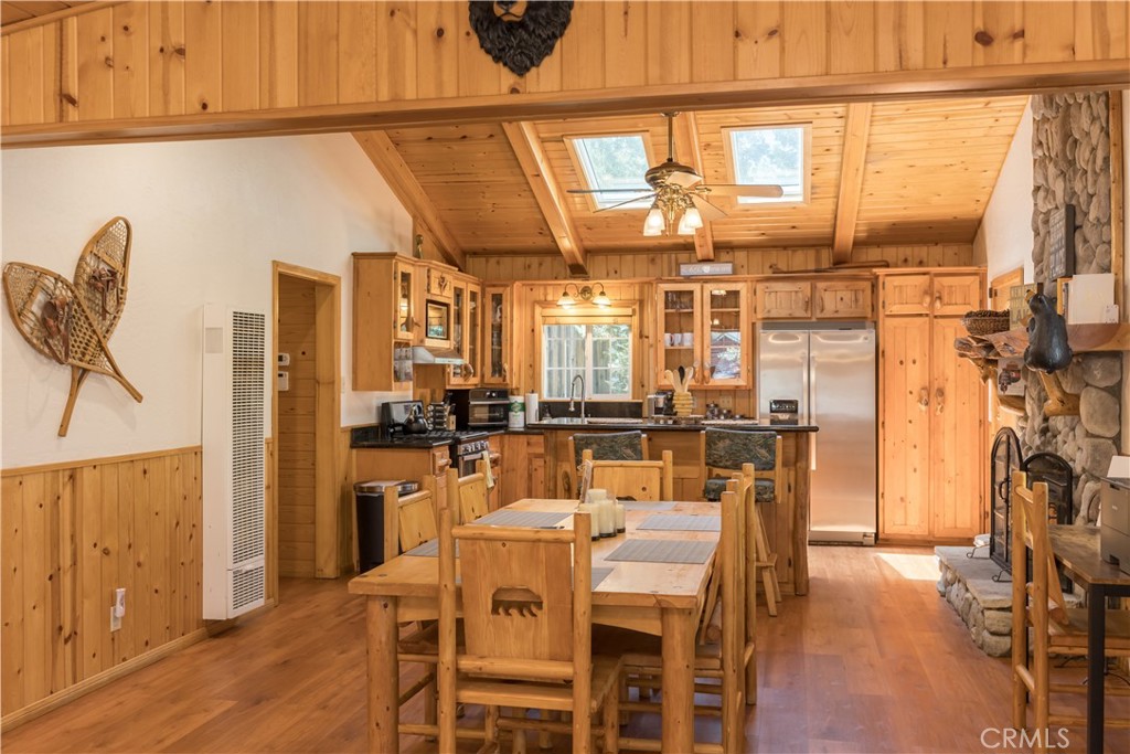 40356 Cliff Lane