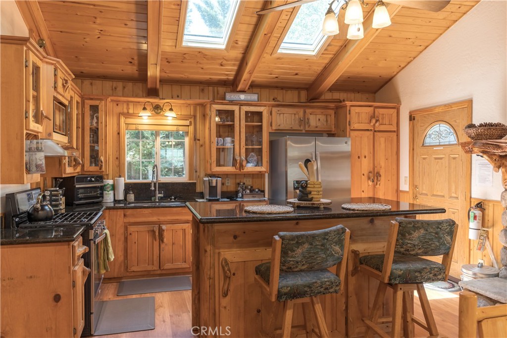 40356 Cliff Lane