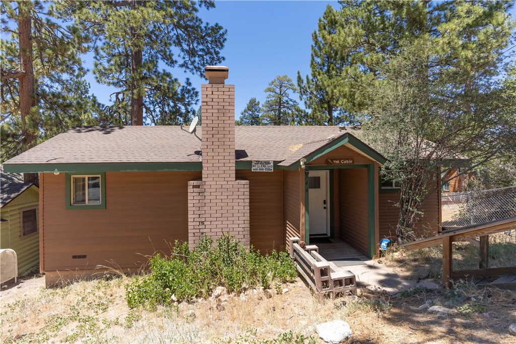 544 Vista Lane