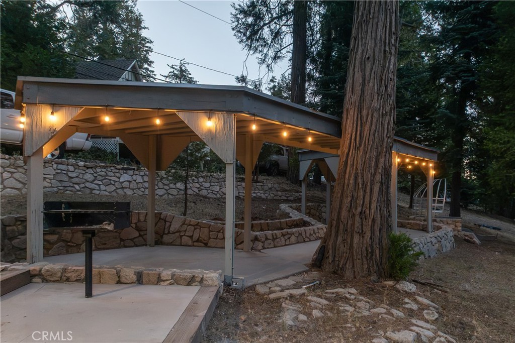 308 Cedarbrook Drive