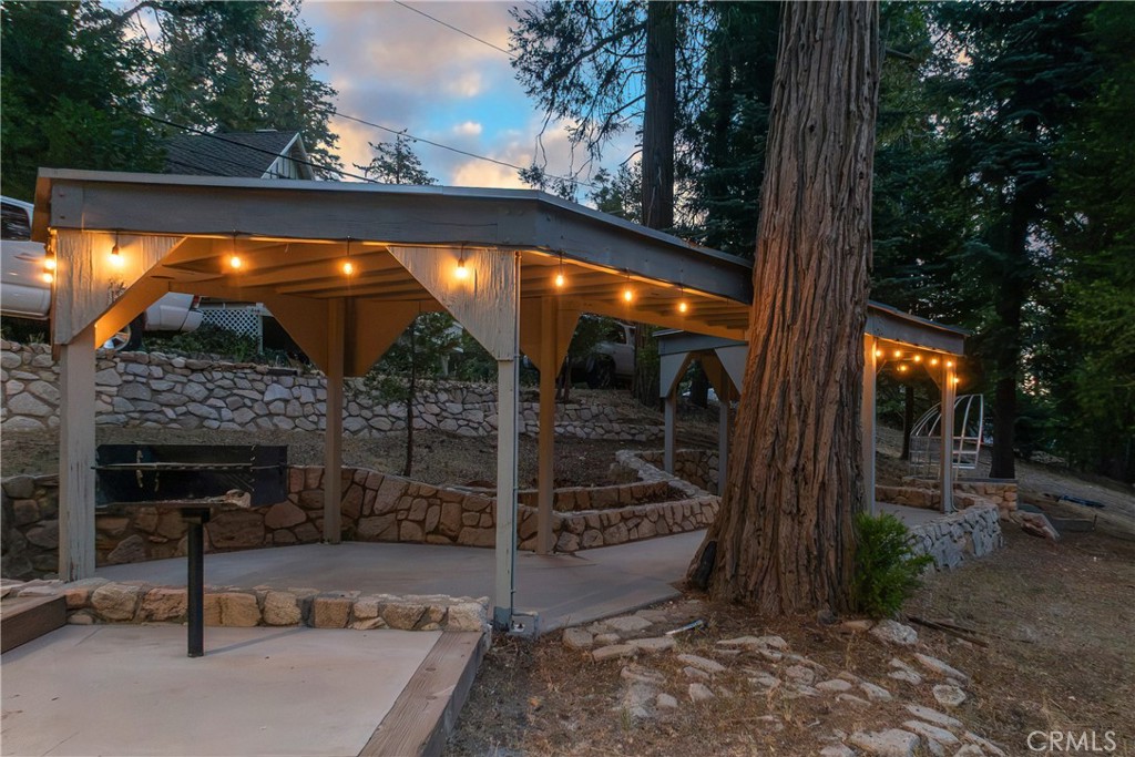 308 Cedarbrook Drive