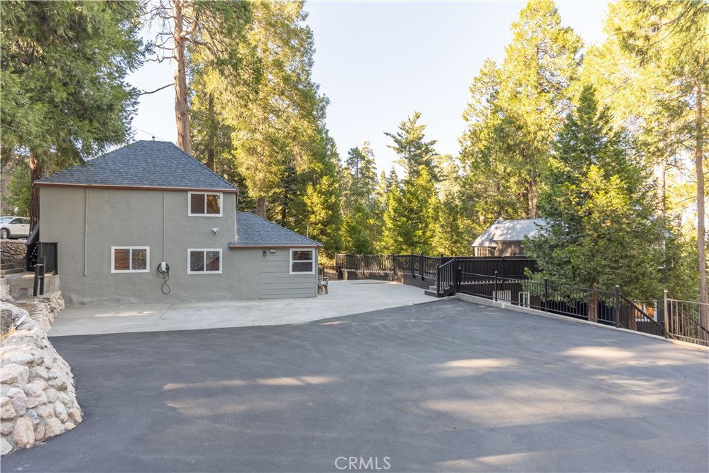 308 Cedarbrook Drive