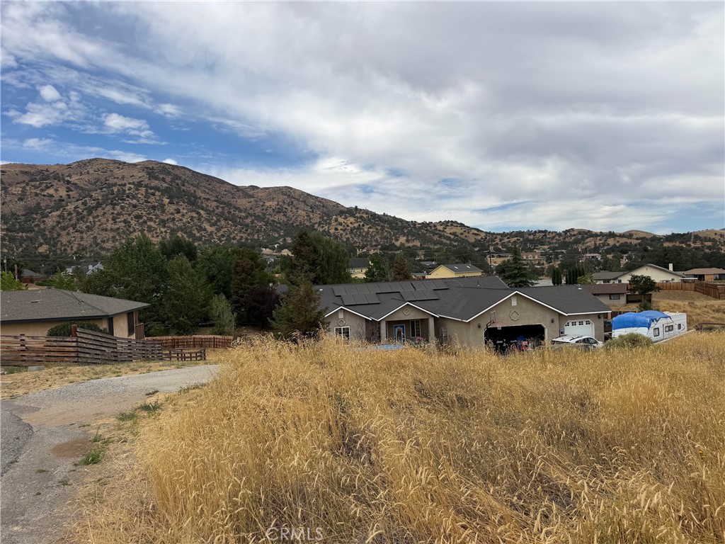21105 Hillcrest Court