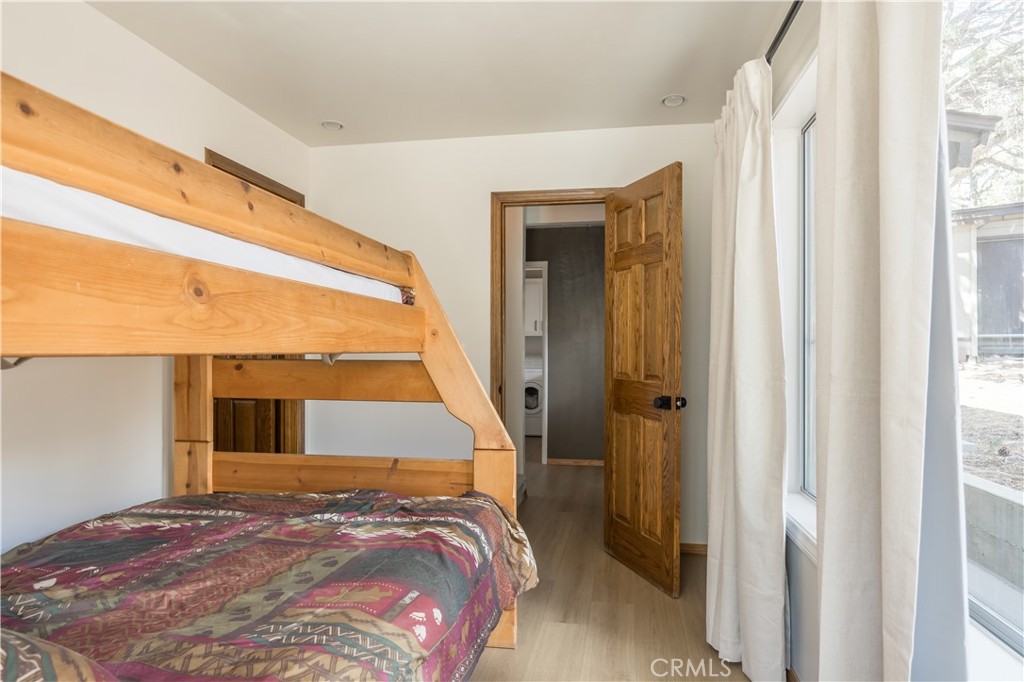 1068 Lookout Mountain Road